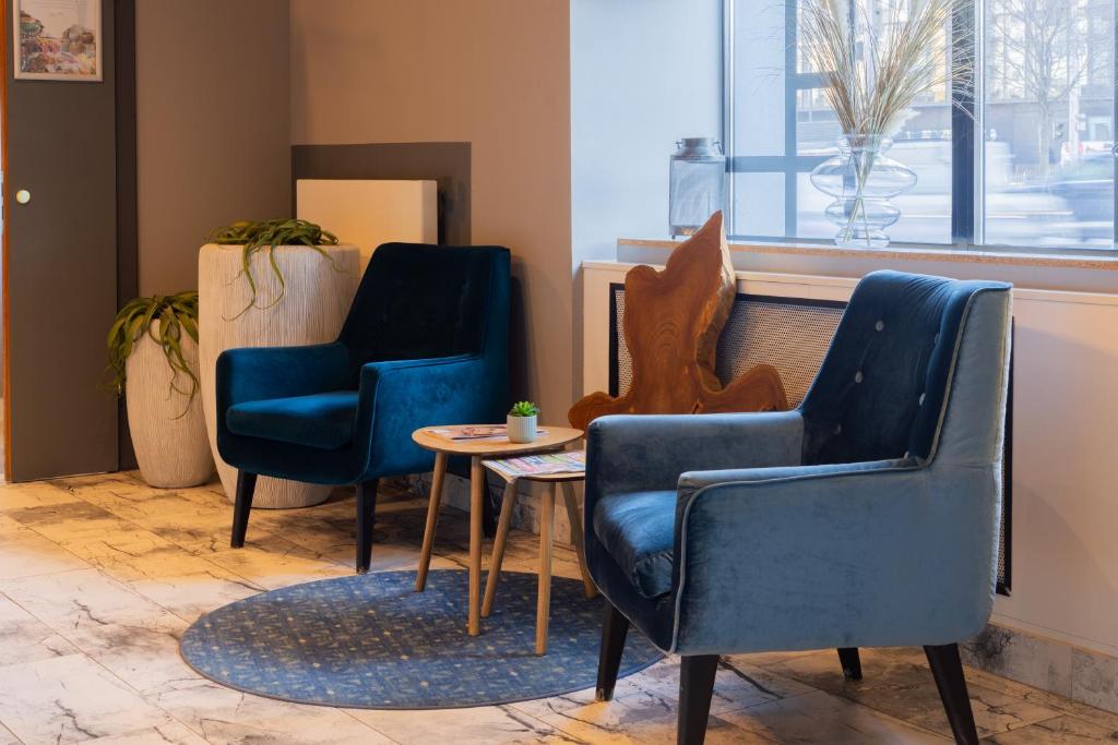 フロント・ロビー