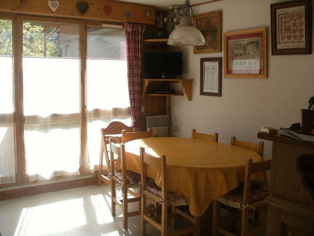 2 pièces cabine 6 pers. exposé Sud avec balcon et garage à Valloire - 3