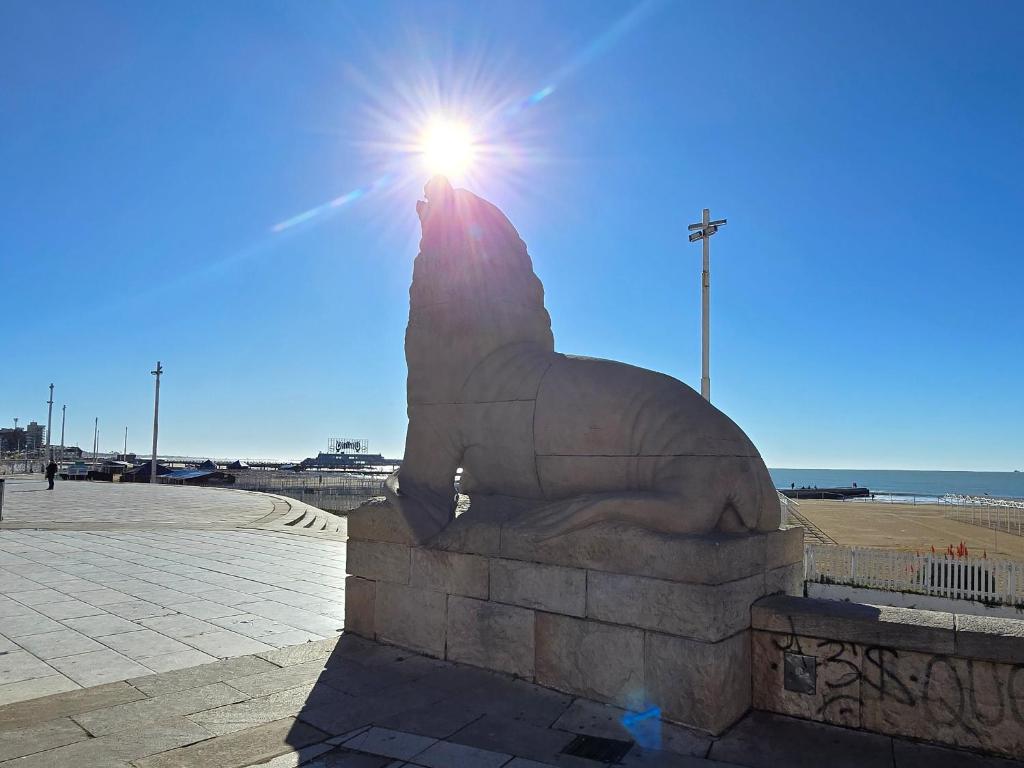 Departamento un ambiente con Balcón a la Calle Centro - 1