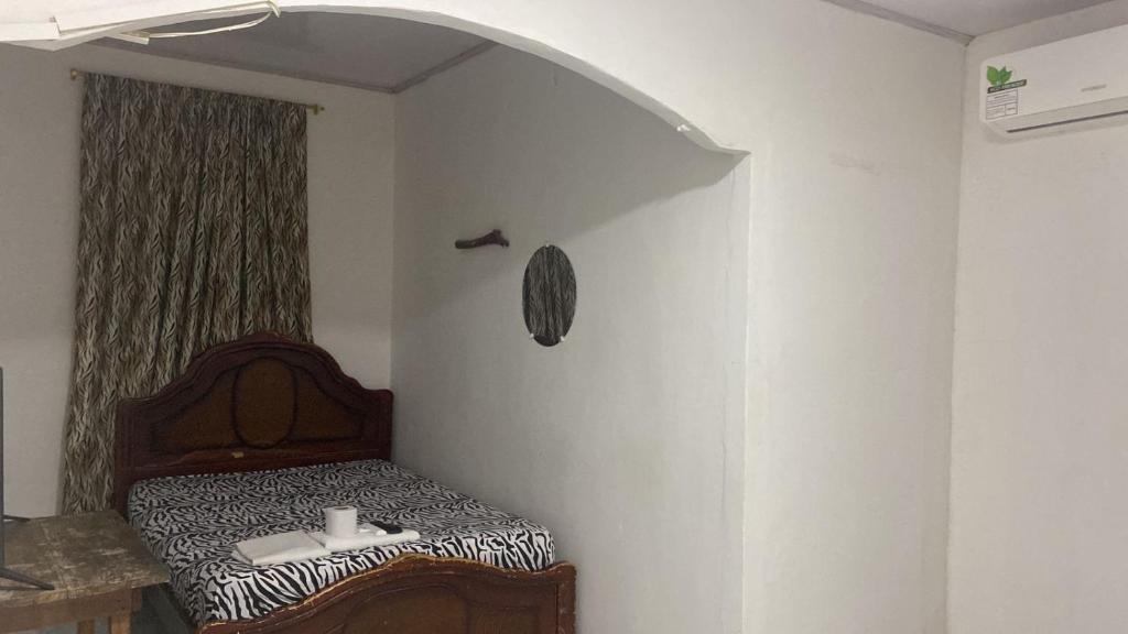 Hostal El Almendro - 3