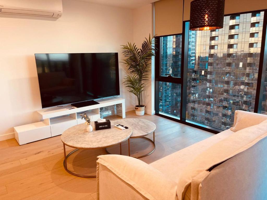 2BR Apartment in Box Hill Centre 20, Box Hill