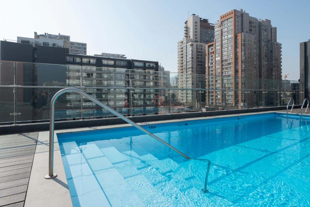 HOM I AireAcond Piscina Gimnasio Metro Santa Lucía - 2