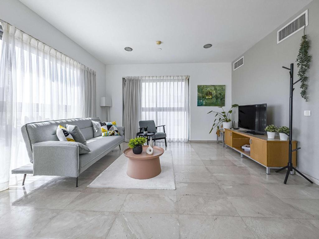 Shoreline Urban Suite, Herzliya B