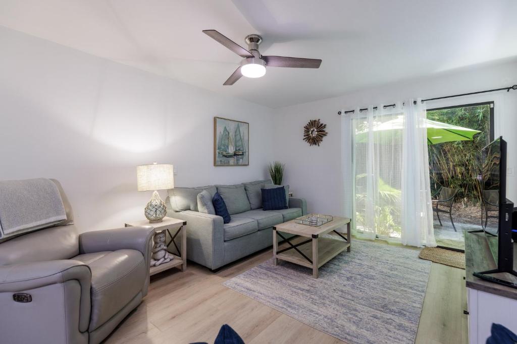 Walk to Beach, Cozy Villa, Pet Friendly, ST53, Hilton Head Island