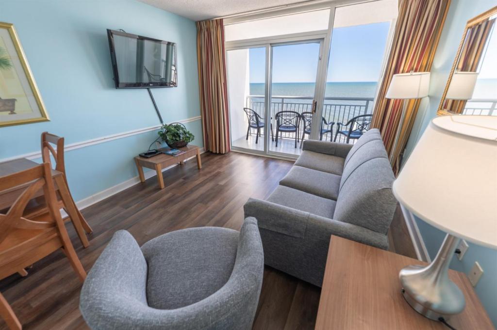 High Floor, Direct Oceanfront ViewsCamelot Resort, Myrtle Beach