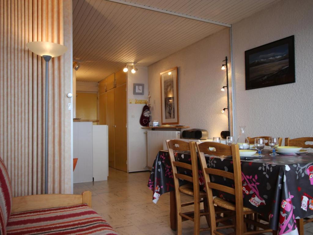 Studio cosy pour 4 pers. avec vue sur la vallée à Chamrousse - FR-1-549-64 - 4