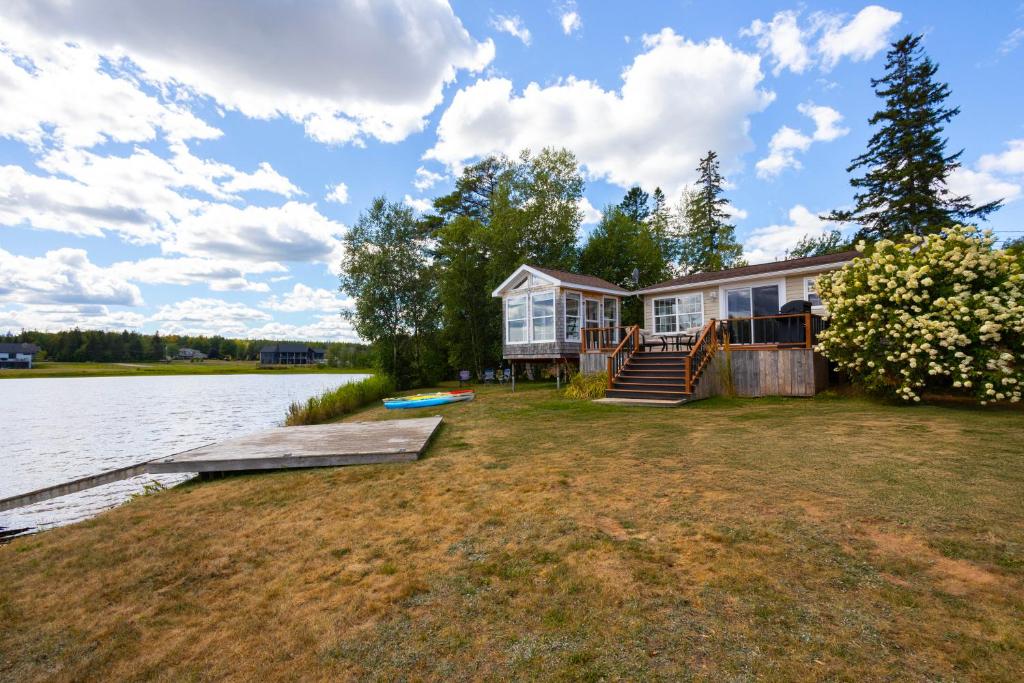 Randyer Riverside Getaway, Grand Barachois