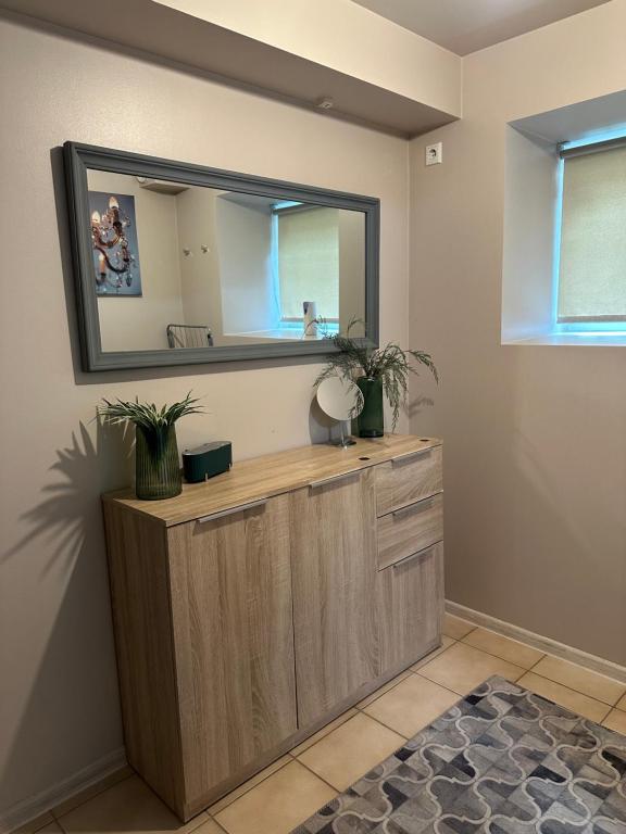 Zair Apartments