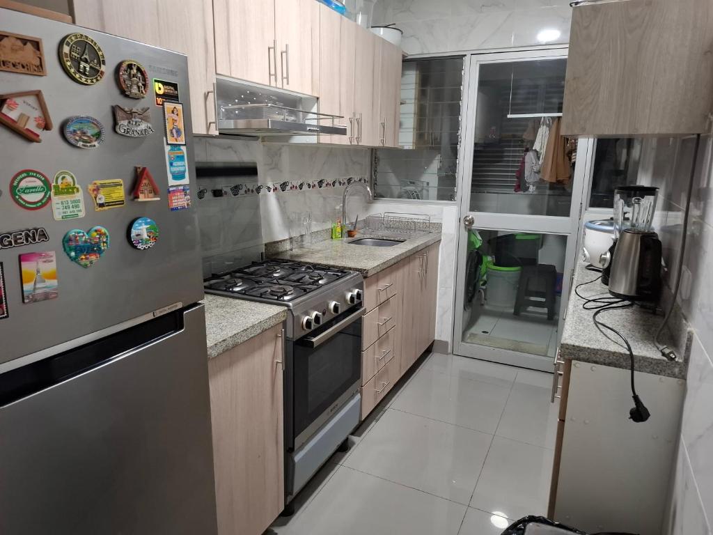 Check in temprano, vista a parque y estadio, cochera - 5