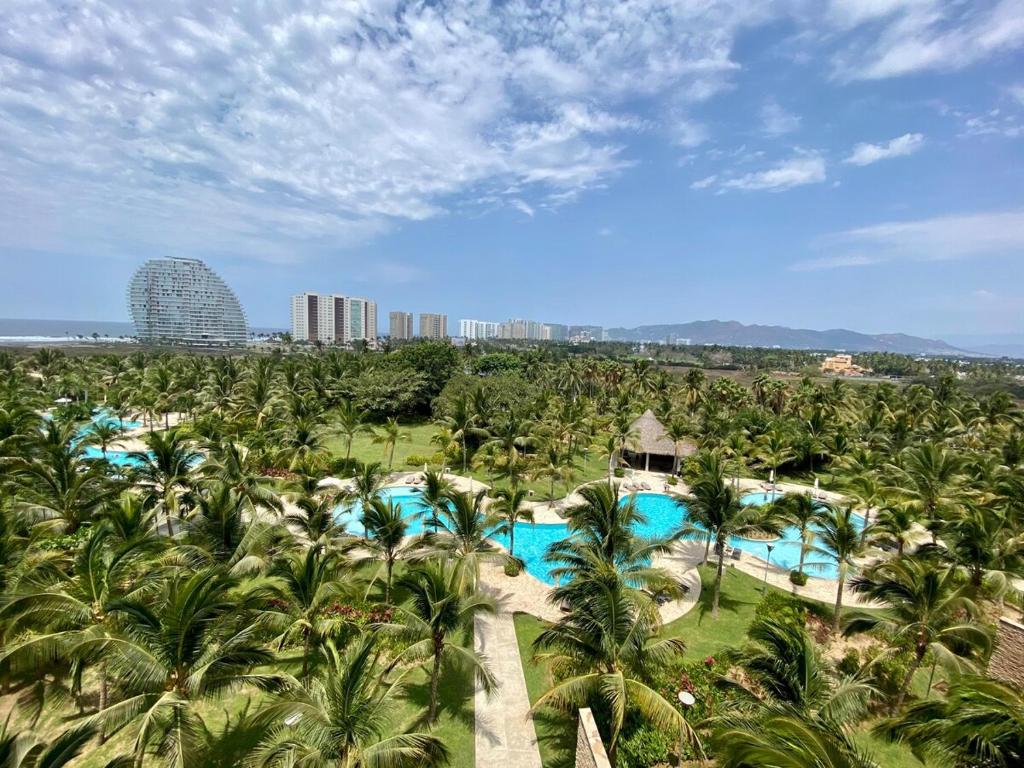 Departamento en Playa en La Isla Residences Acapulco - 2