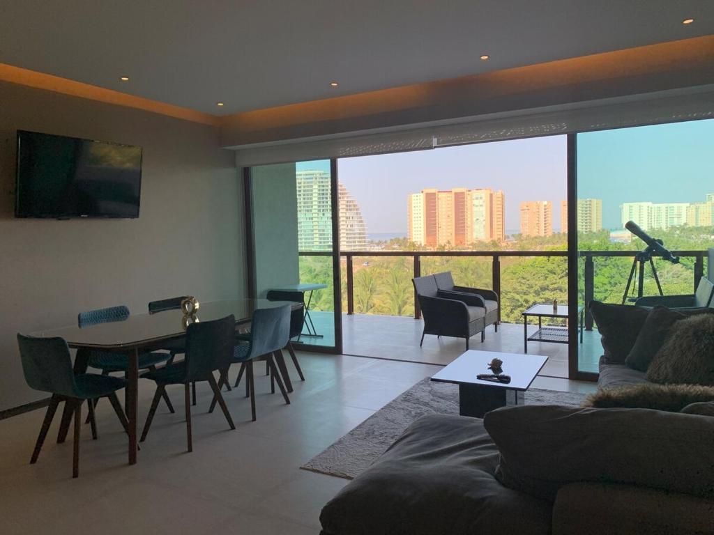 Departamento en Playa en La Isla Residences Acapulco - 4