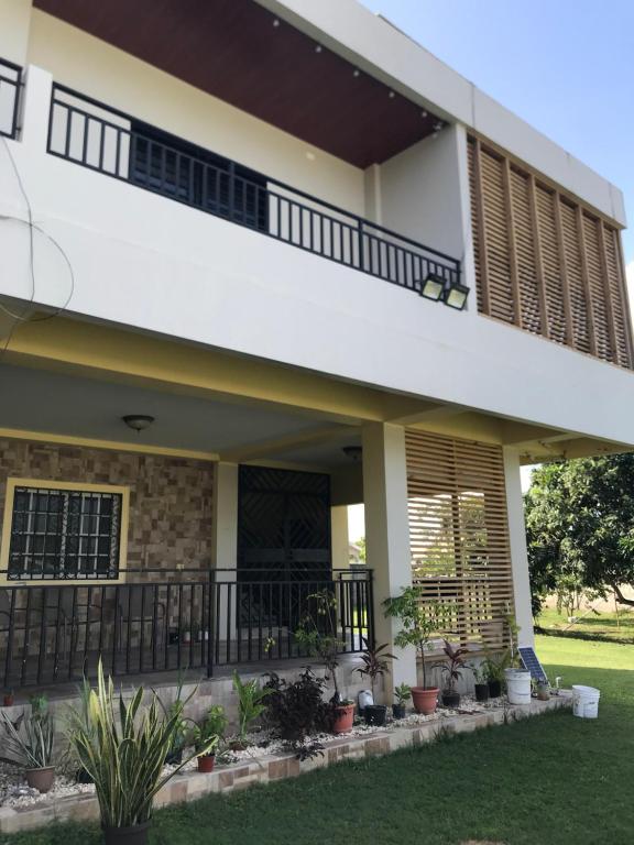 Dove Inn master room, Orange Walk