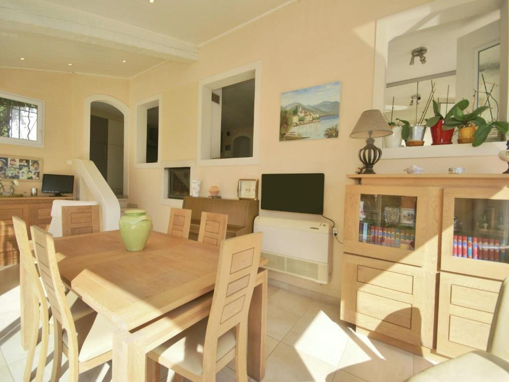 Holiday Home in Carqueiranne by the Sea - 4