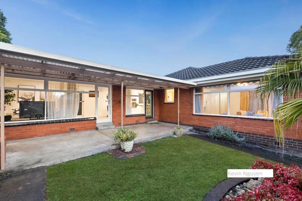 Hilltop Haven, Ringwood North