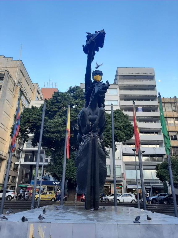 Plaza De Bolívar - 5