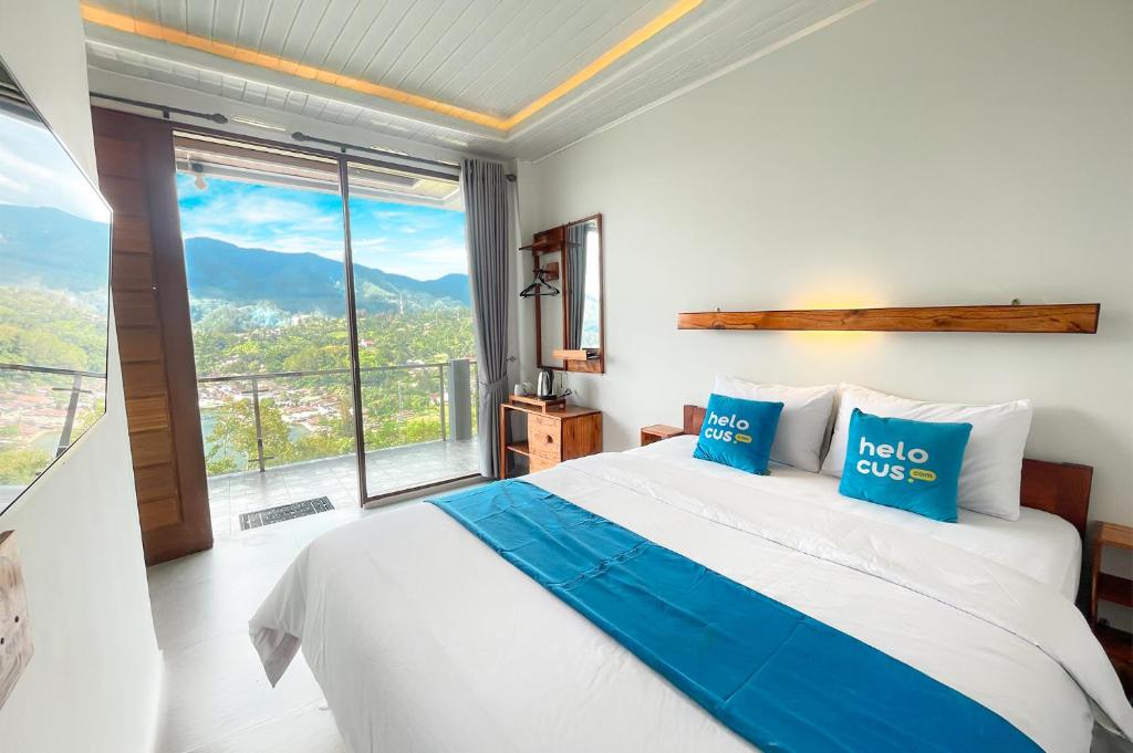 Toba Crest Vue By Helocus, Parapat