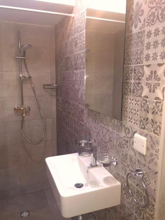 Luciano Valletta Studio - Self Catering photo