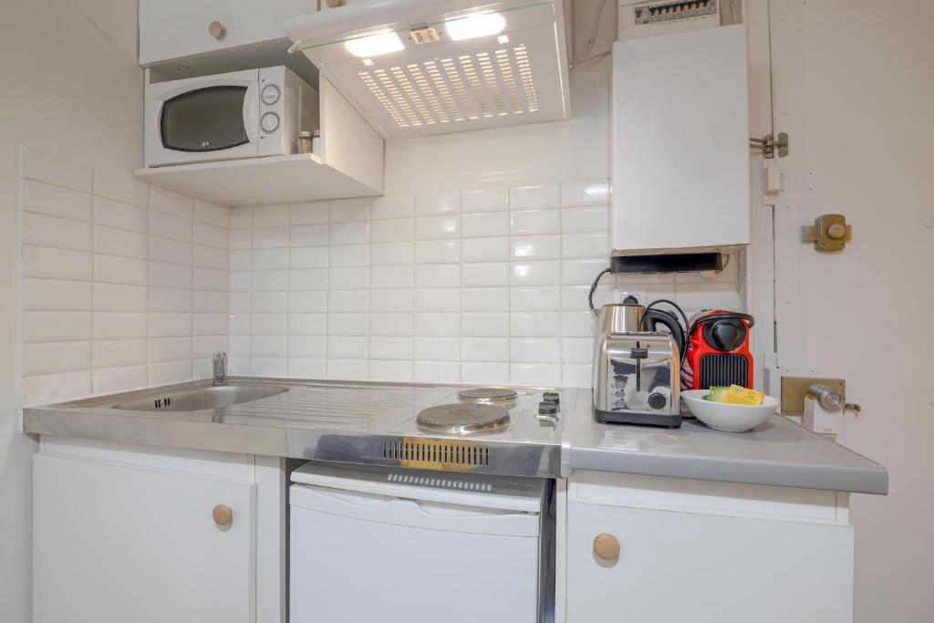 Splendid Studio Apartment Quartier Les Marais Free Netflix - 5