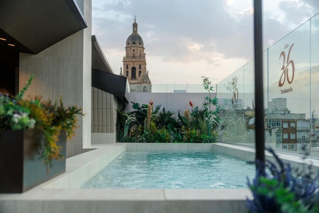 Los 36 by GRUPO CCOMMO - 1