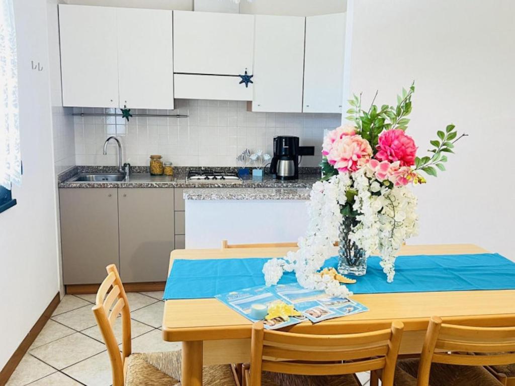 Lovely flat with garden - 3