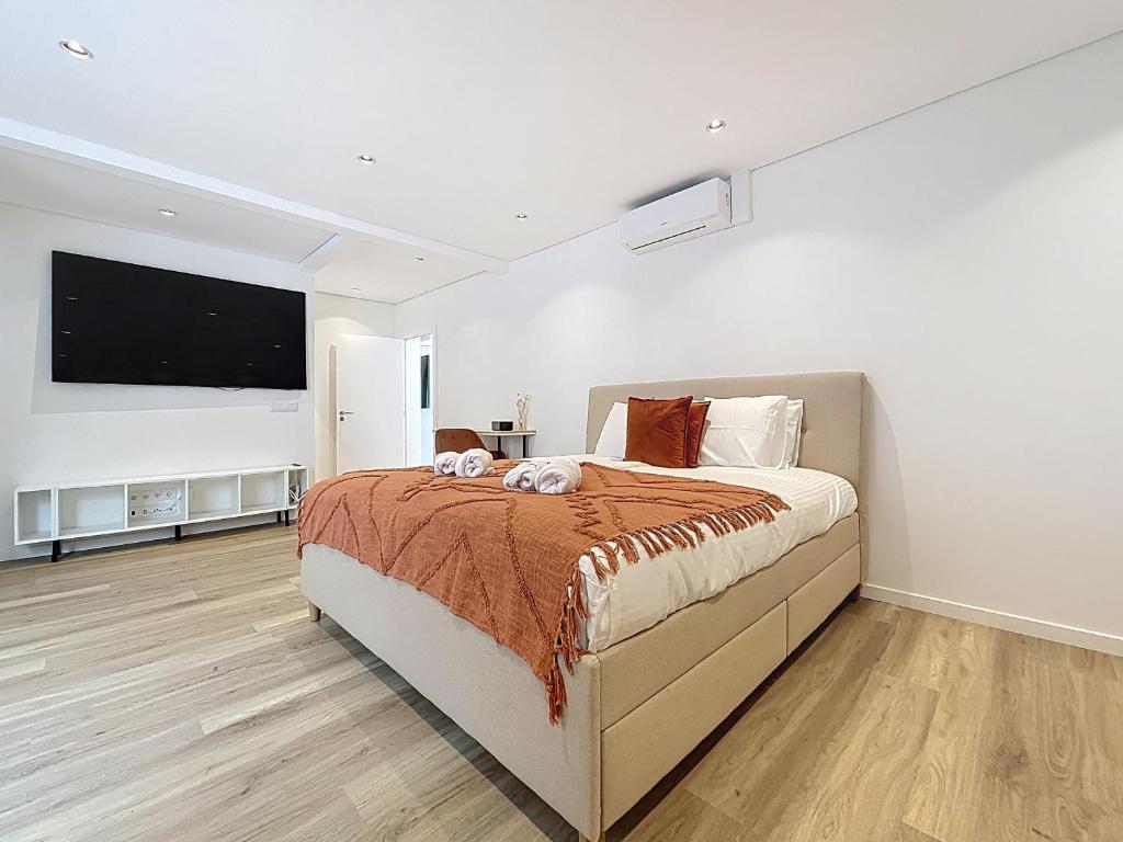 Breeze House 2 by Atlantic Holiday, Garajau