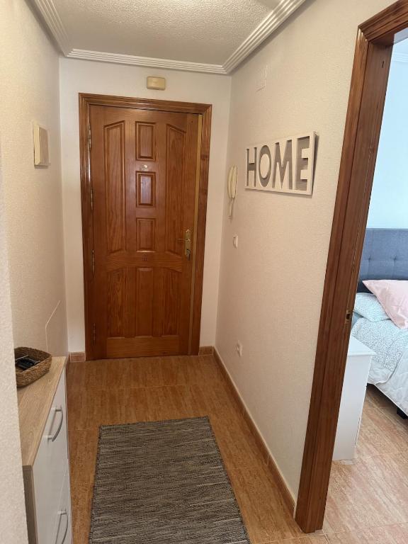 Sunny South Terrace - Brand-New Apartment - 3