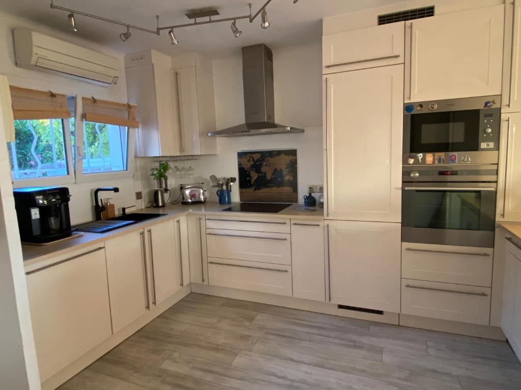 Magnifique Duplex - jardin - vue mer Plage et Sanary à pied - 4