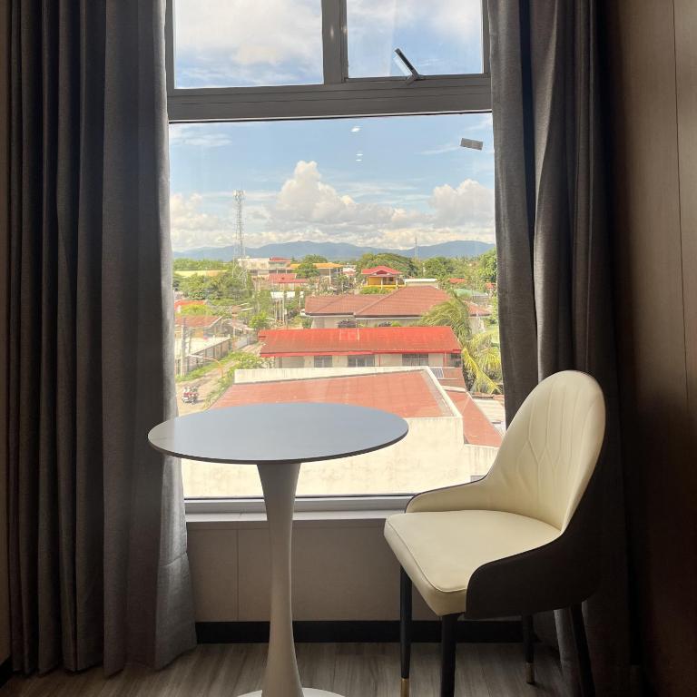 Sky Vista Hotel 로비