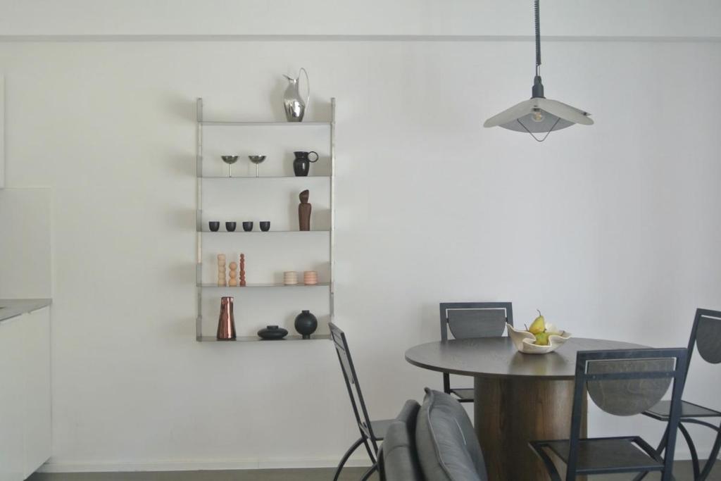 MI Apartment Ulm Design Studio by MAMO INTERIORS, Ulm