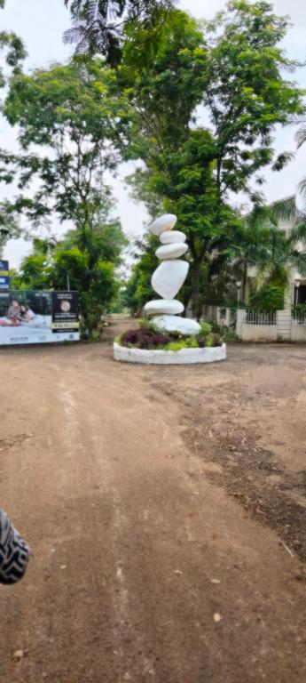 Private Studio Apartment, Dhamni