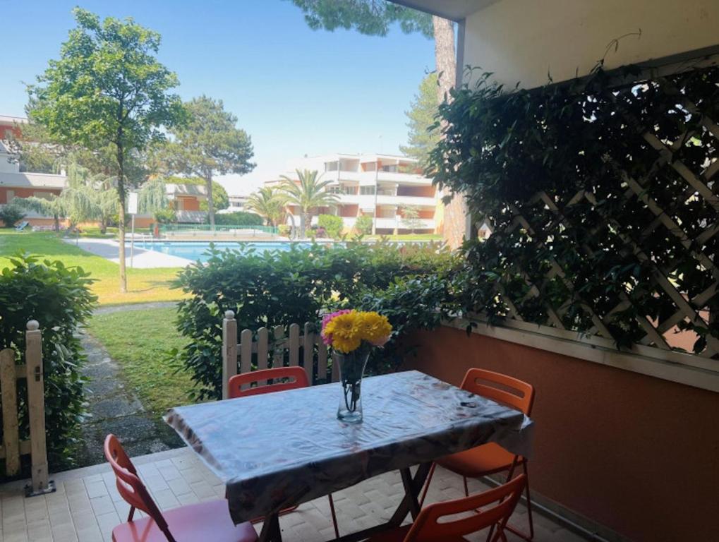 Studio with direct access to the pool - 1