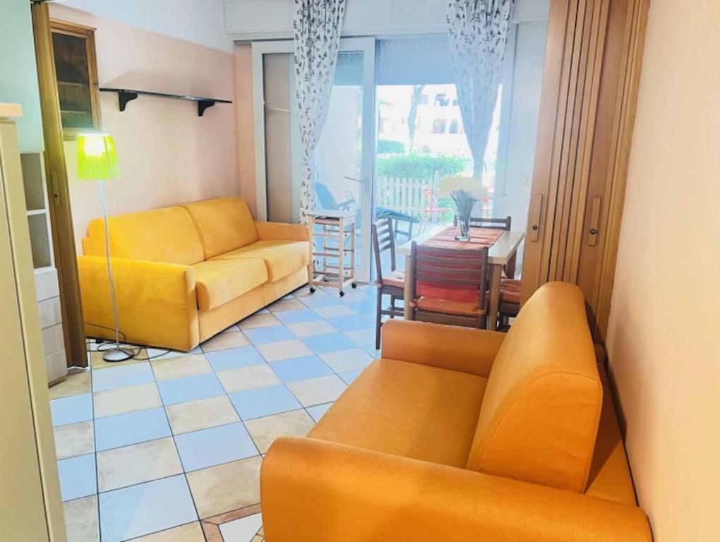 Studio with direct access to the pool - 4