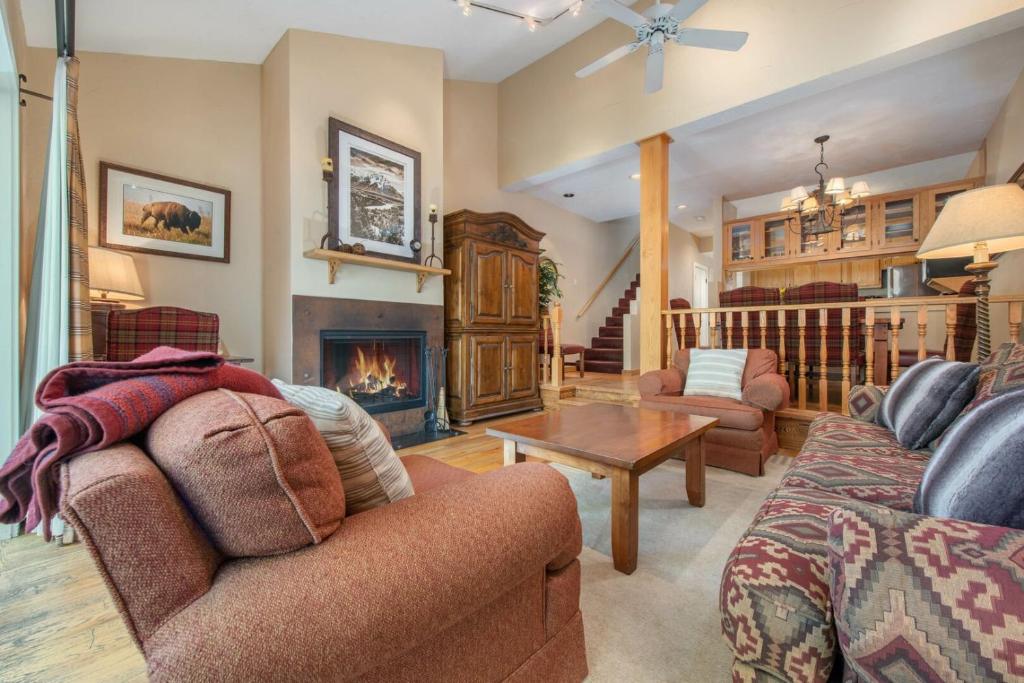 RMR: Cinquefoil 1614 Condo in The AspensWilsonWY, Wilson