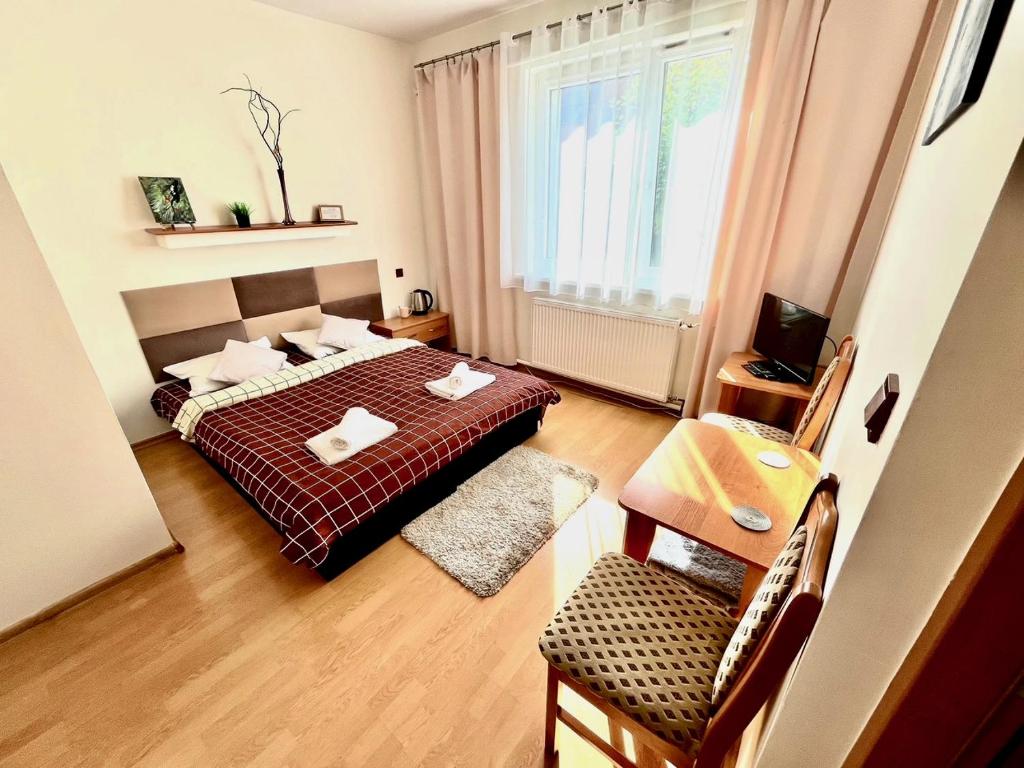 Pod Jarzębiną, Toruň