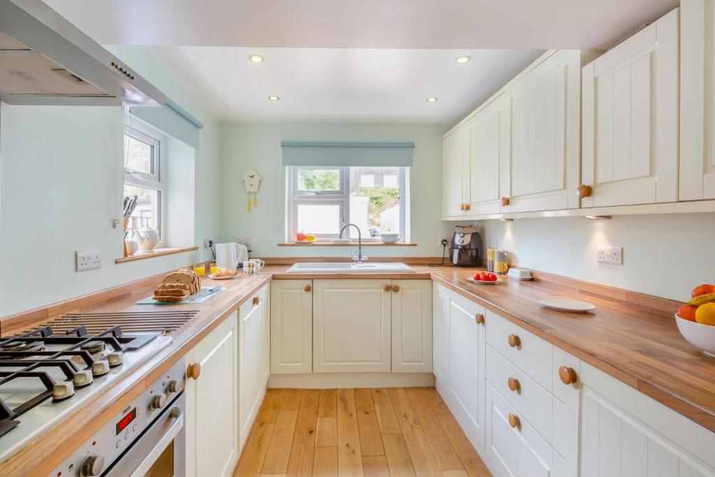 4 Bed in Barmouth oc-n32921, Barmouth