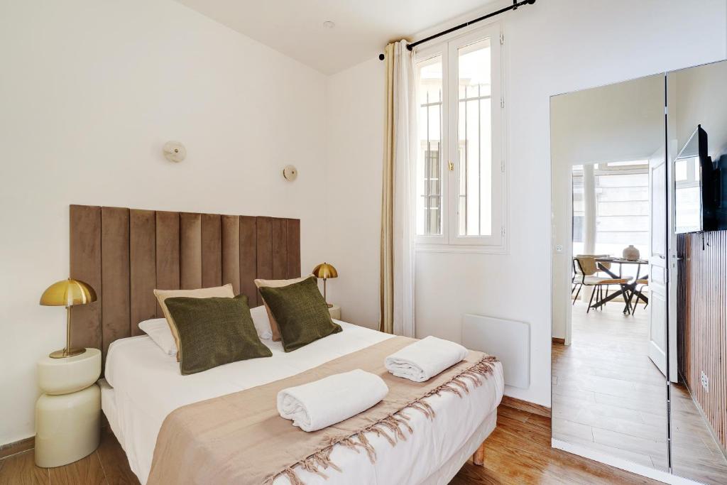 "Cozy Apartment 1BDR 4P – Paris 8th Saint-Lazare - 2