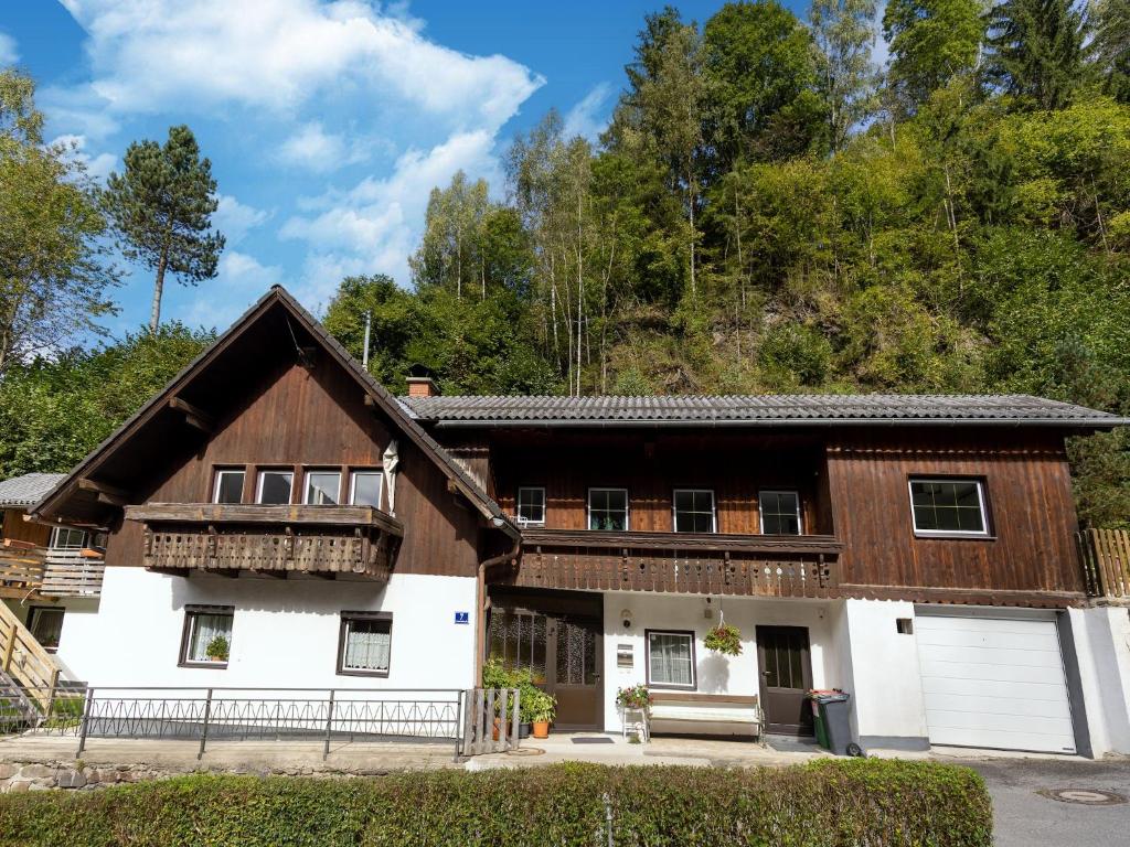 Apartment Feld am See near Ski Slopes - 2