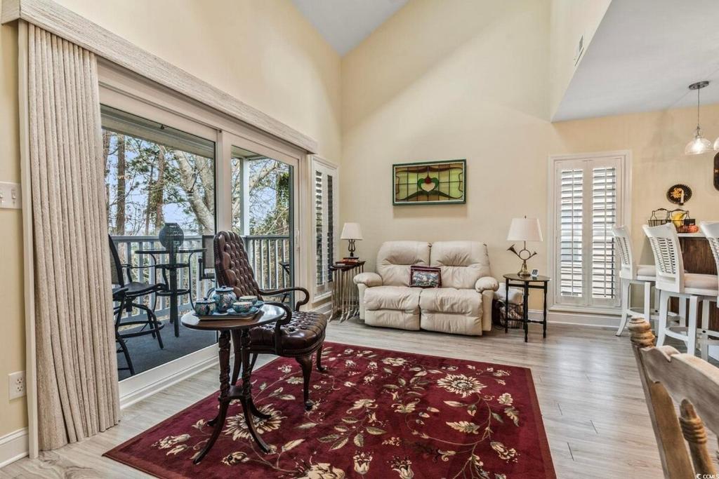 Birdies Rest, Little River