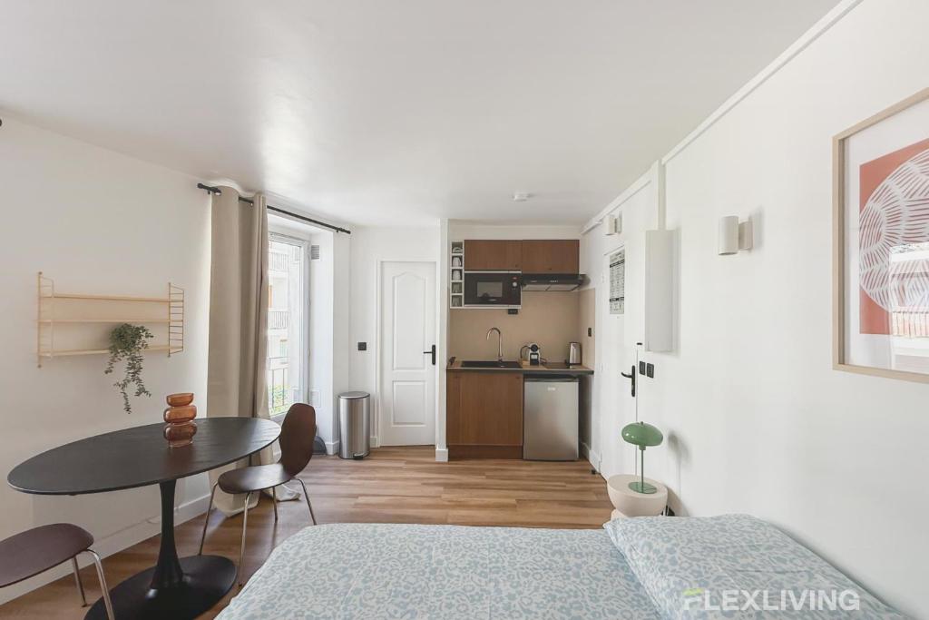 Charming 21m Studio in Paris 20 with shared terrace - 5