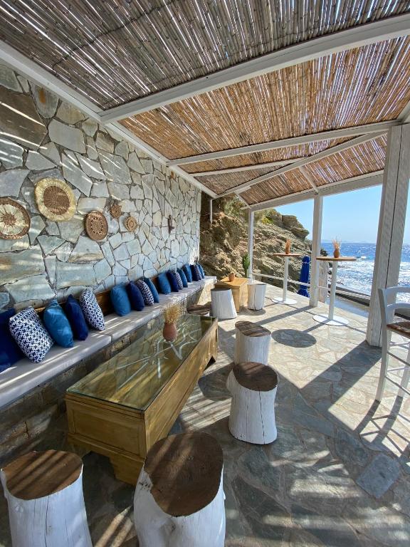 Bar/lounge, The Peninsula Hotel - All Inclusive in Crete Island
