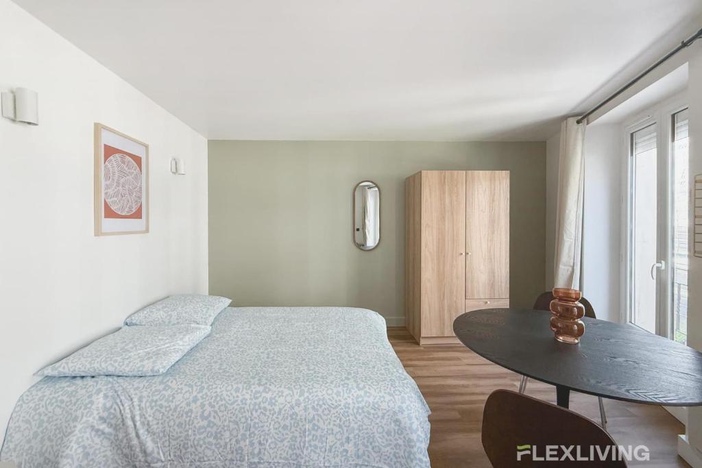 Charming 20m Studio in Paris 20 with shared terrace - 3