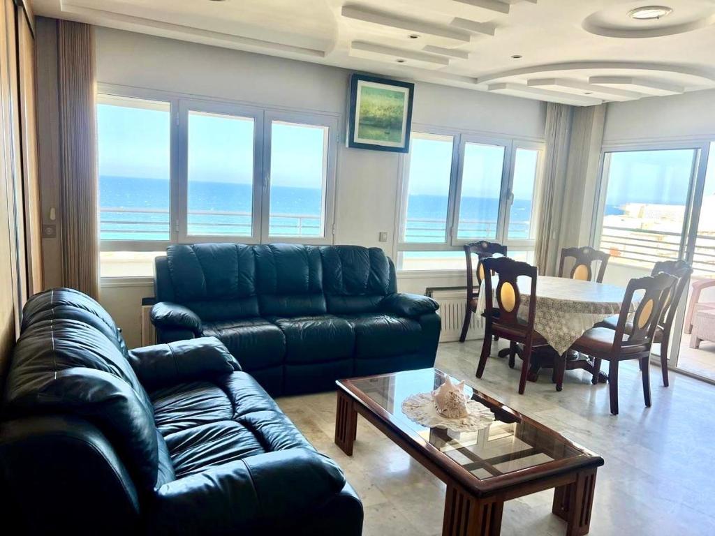 Apparemment magnifique vue mer, Sousse