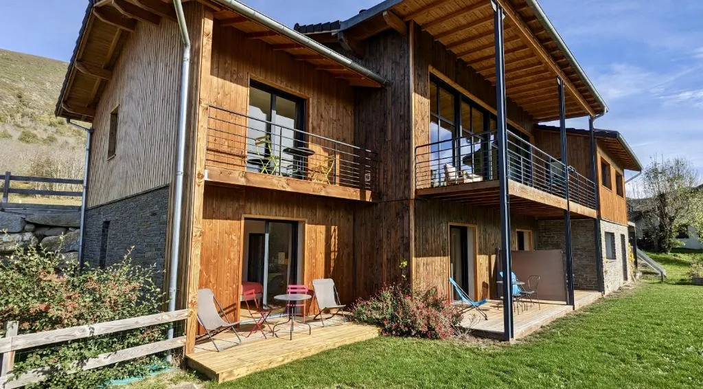 Balcons de Sorgeat - Chambres d'hôtes - Ecolodge en montagne, hotel in Sorgeat