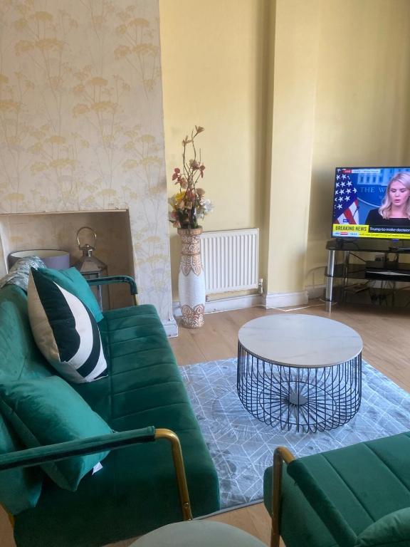 Stunning & Cosy 4 bedroom in Erith, Erith