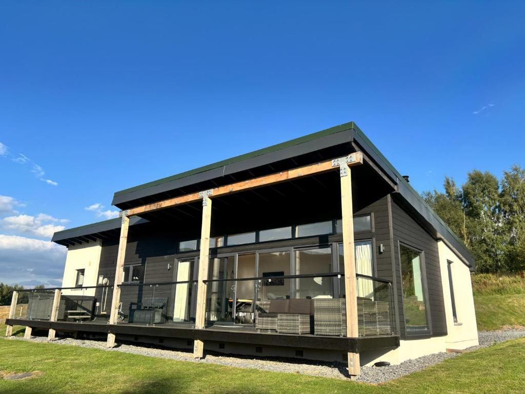 Osprey View Lodge & Hot Tub, Aberfeldy
