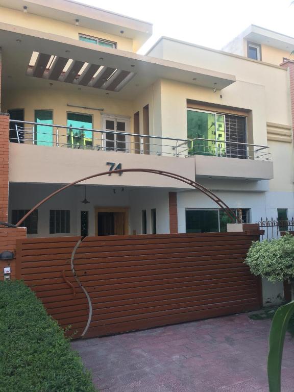 SJ Rezidor, Islámábád