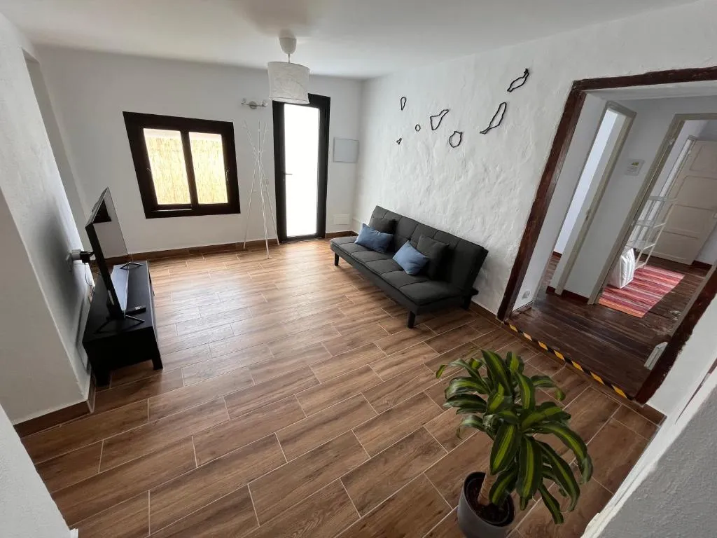 Los Abuelos Vivienda Vacacional, hotel in Valverde