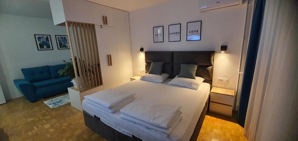 Stay-In Sarajevo, Sarajevo