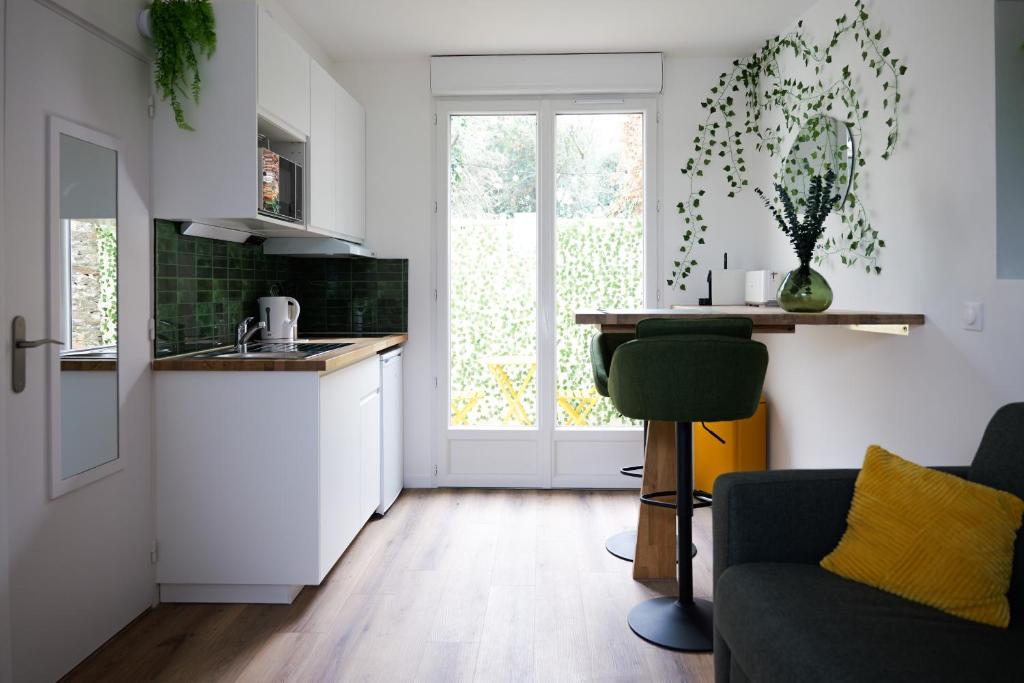 Studio entièrement rénové avec patio - 2 personnes - 4