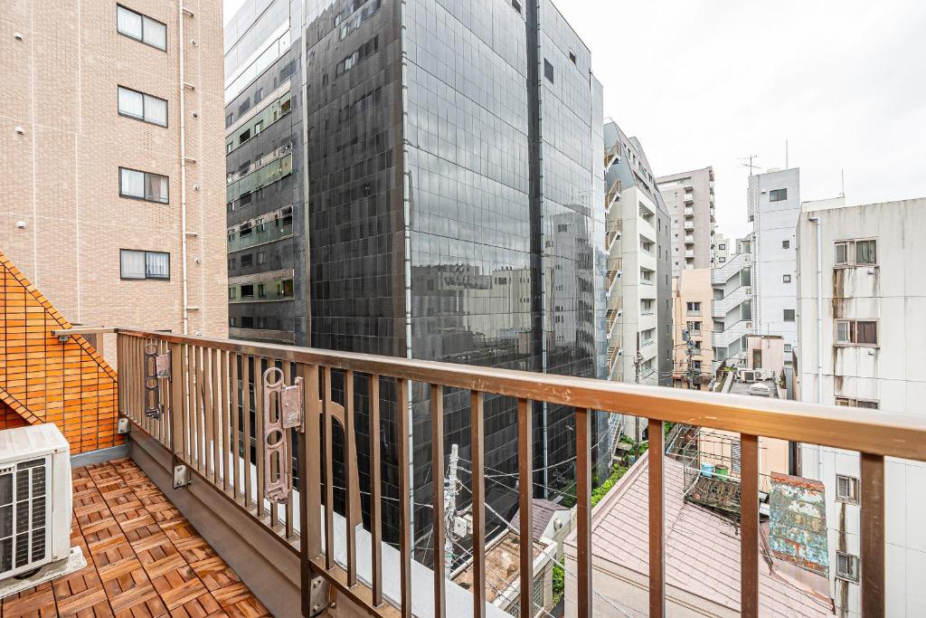 Tawaramachi Stay 2 minutes' walk from Tawaramachi Station and 10 minutes' walk from Asakusa Station